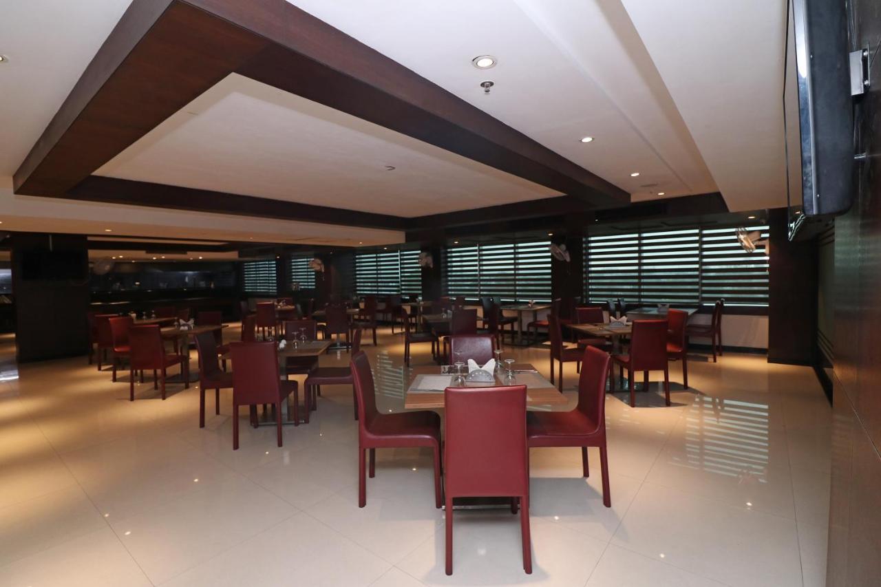 Capital O 19296 Joy Inn & Suites Bhiwadi Extérieur photo