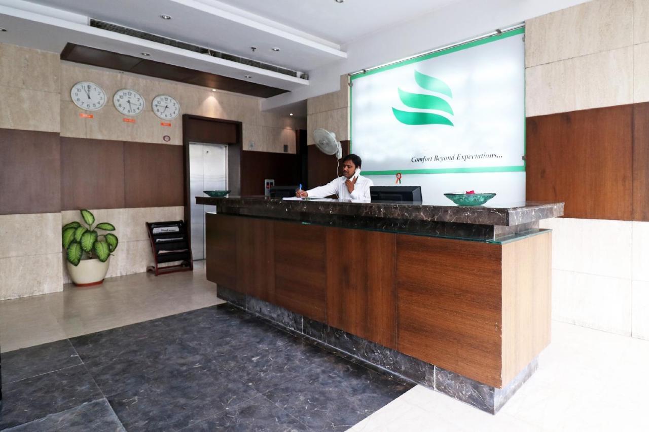Capital O 19296 Joy Inn & Suites Bhiwadi Extérieur photo