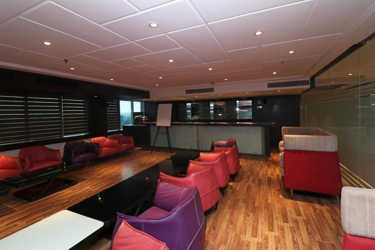 Capital O 19296 Joy Inn & Suites Bhiwadi Extérieur photo